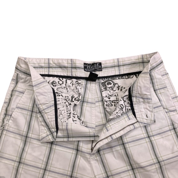 West 49 Shorts. White with Plaid pattern. Men’s Size 34. - Picture 3 of 4